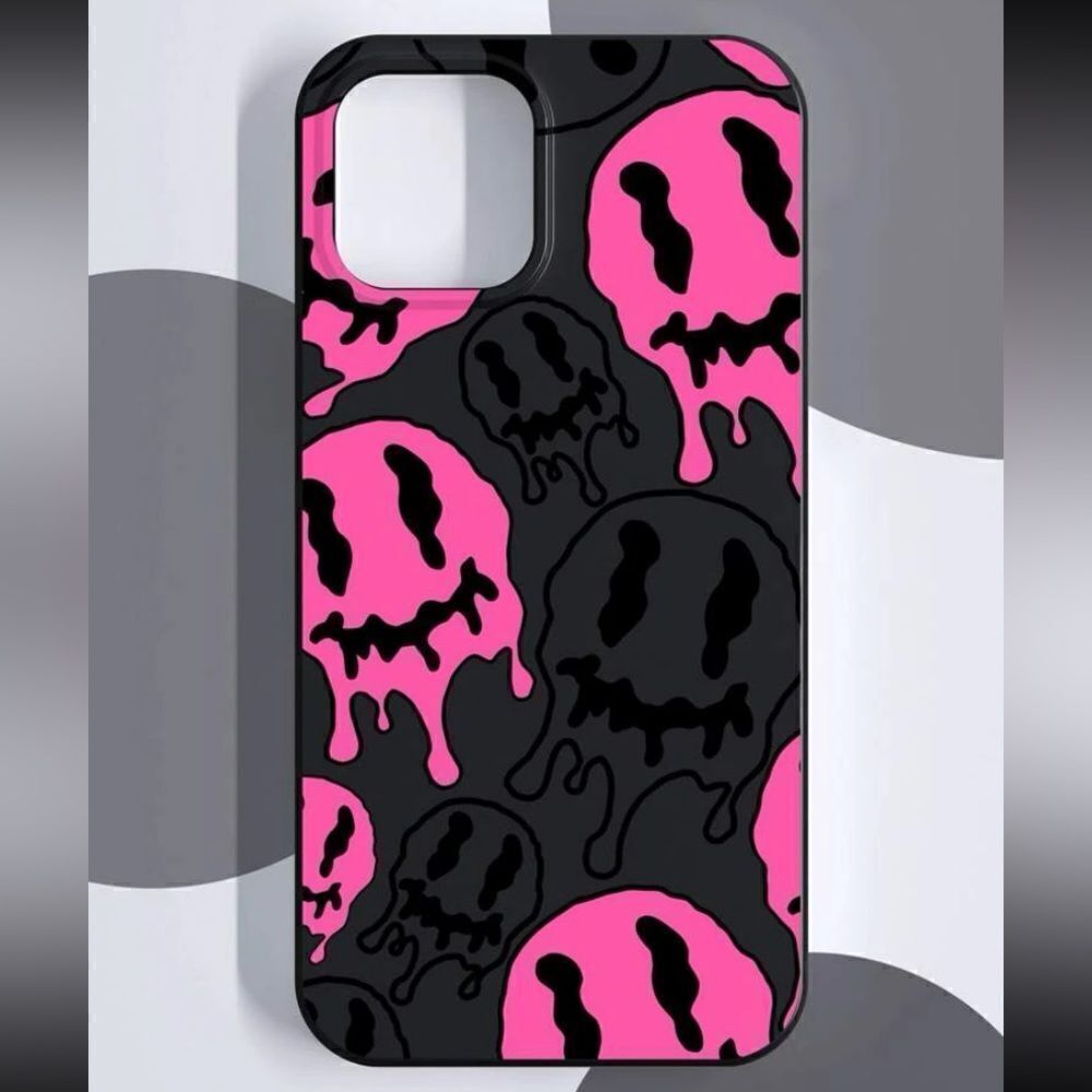 iPhone 13 Pro drip smiley phone case